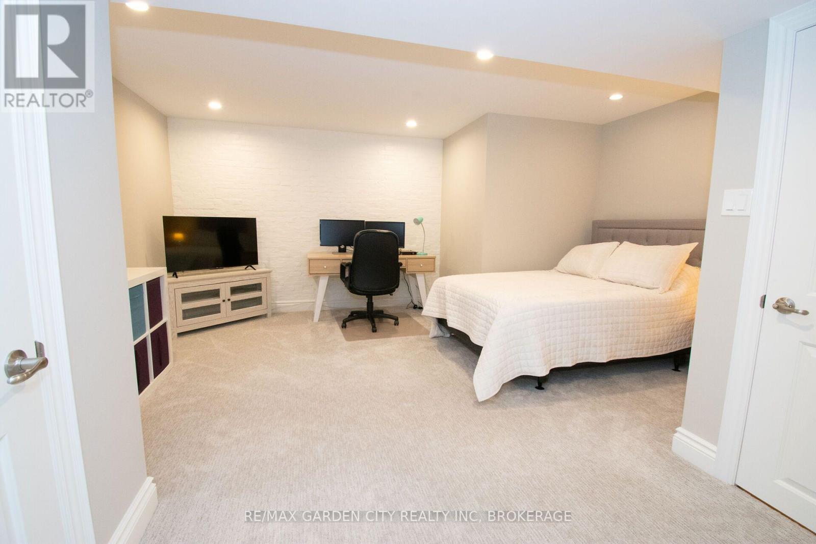 12 Power Glen Road, St. Catharines, Ontario  L2R 0E5 - Photo 33 - X13876322