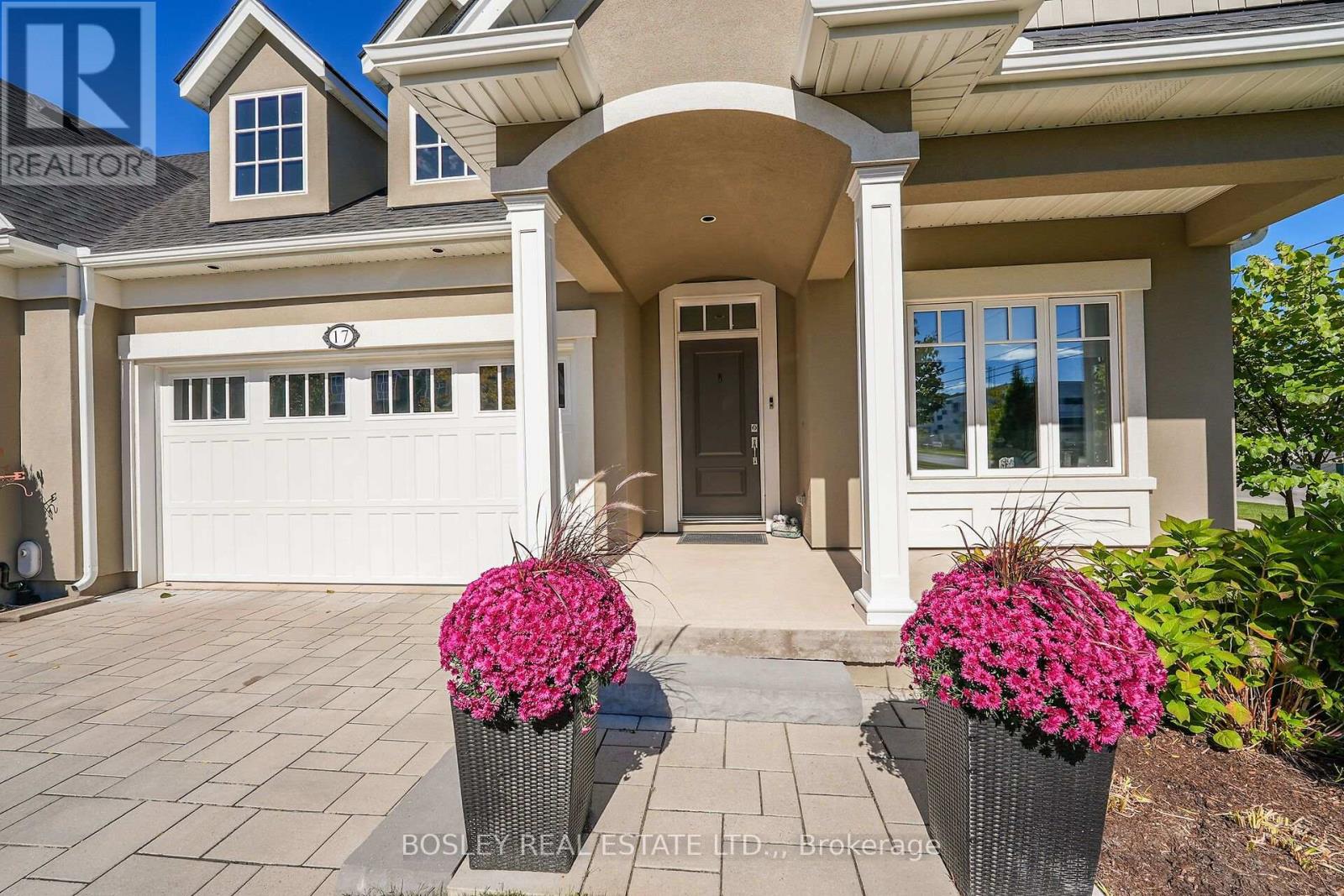 17 Mills Lane, Niagara-On-The-Lake, Ontario  L0S 1J0 - Photo 2 - X13877294