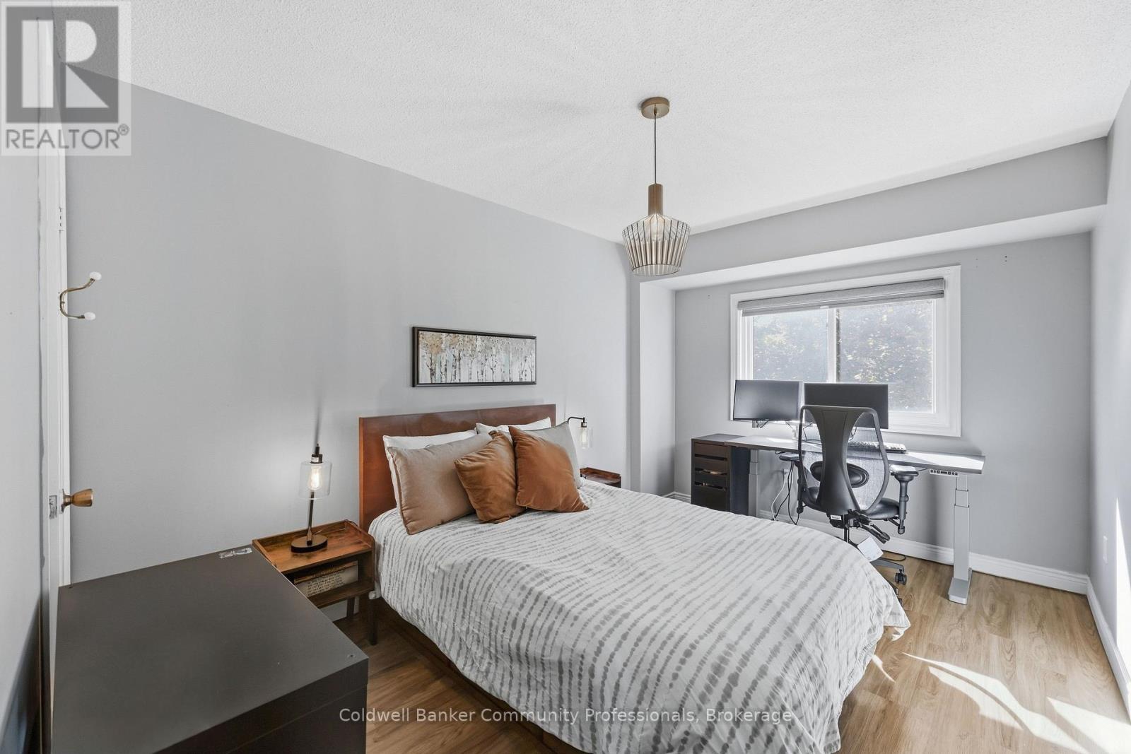 10 - 14 Brucedale Avenue E, Hamilton, Ontario  L9A 1M8 - Photo 5 - X13877782