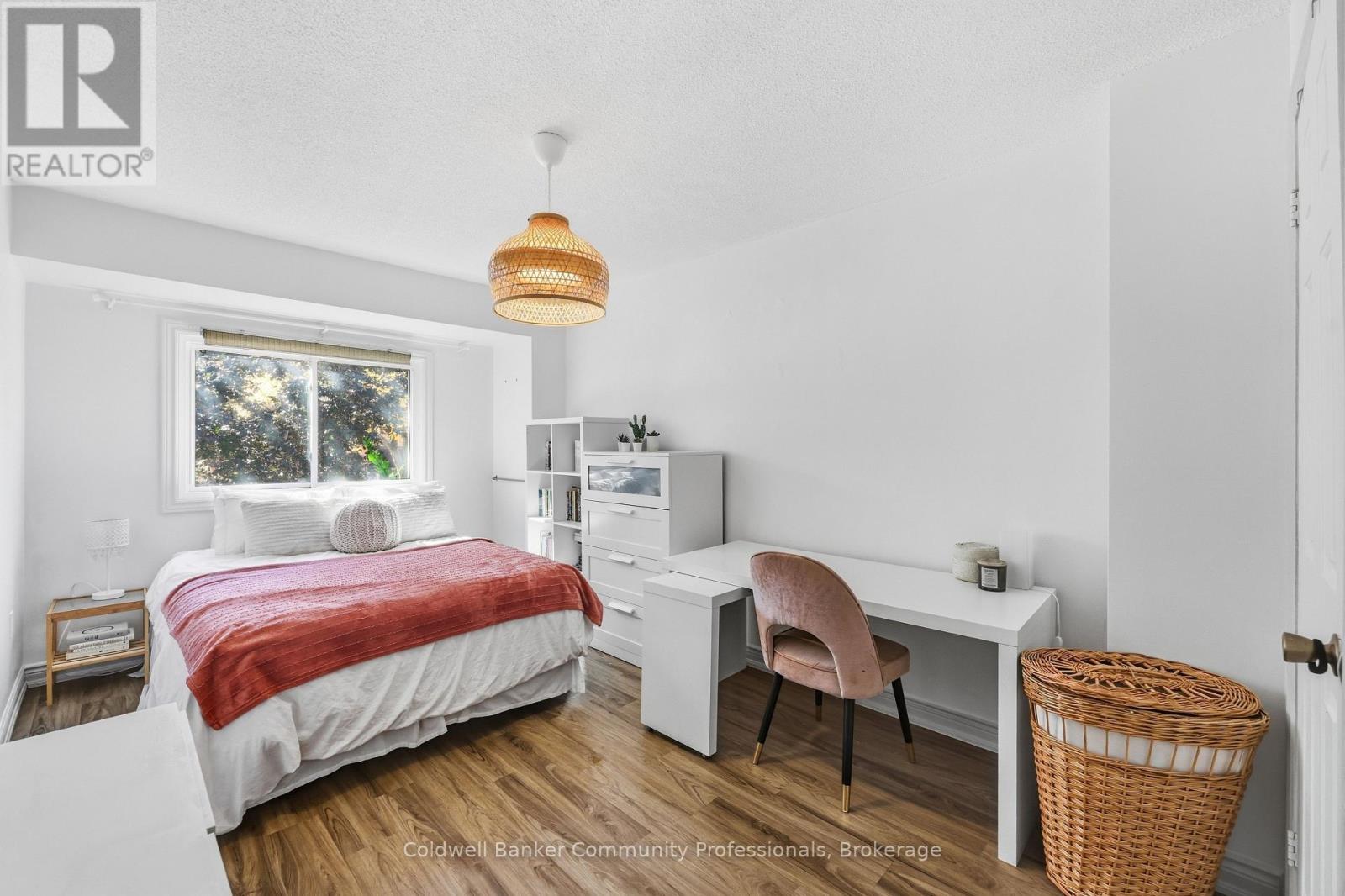 10 - 14 Brucedale Avenue E, Hamilton, Ontario  L9A 1M8 - Photo 6 - X13877782
