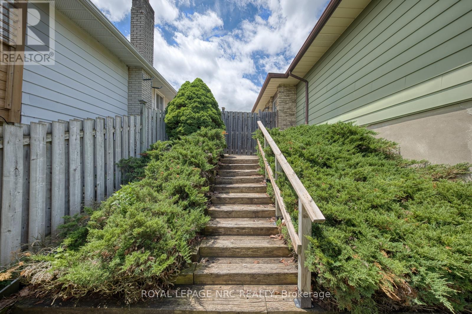 105 Hillview Road, St. Catharines, Ontario  L2S 1S8 - Photo 36 - X13878292