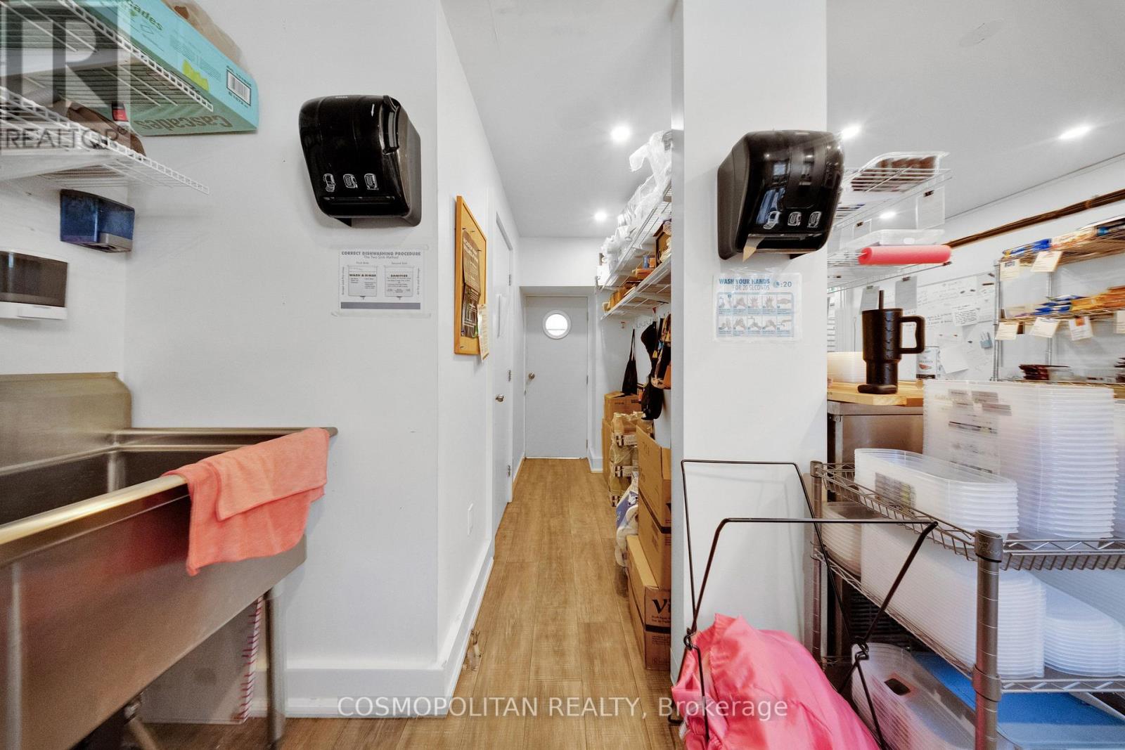 15 Queen Street, Niagara-On-The-Lake, Ontario  L0S 1J0 - Photo 11 - X13878654