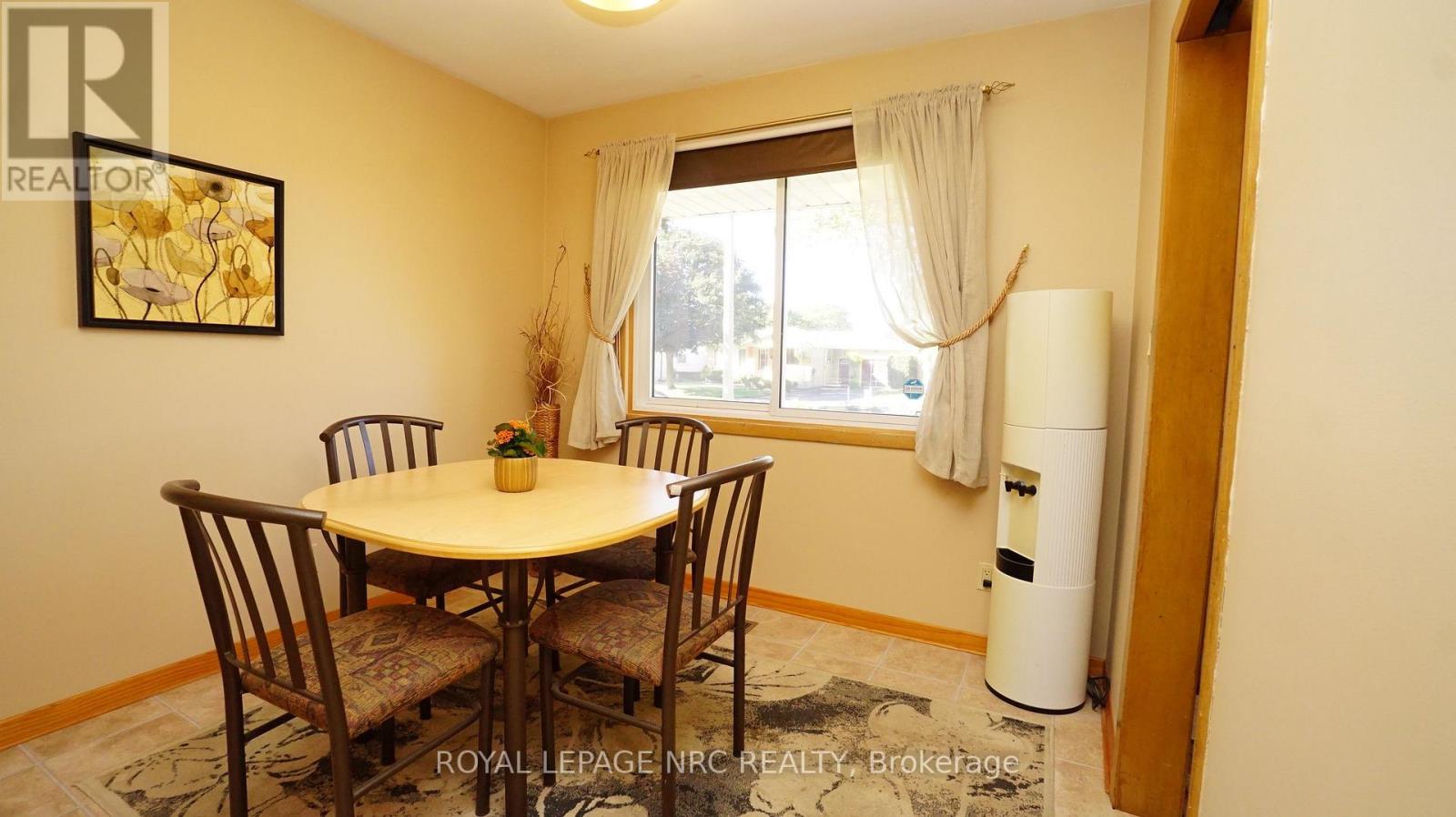 7030 Whitman Avenue, Niagara Falls, Ontario  L2G 5B6 - Photo 11 - X13878914