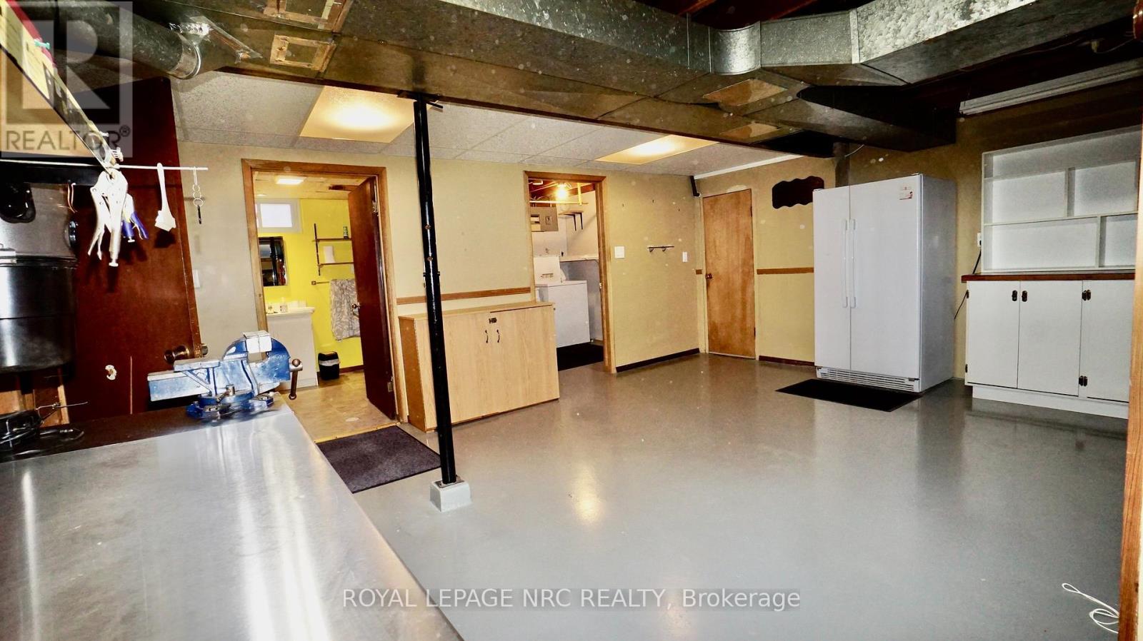 7030 Whitman Avenue, Niagara Falls, Ontario  L2G 5B6 - Photo 38 - X13878914