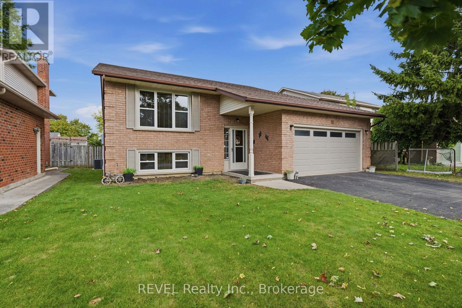 10 MICHELLE DRIVE, St. Catharines, Ontario