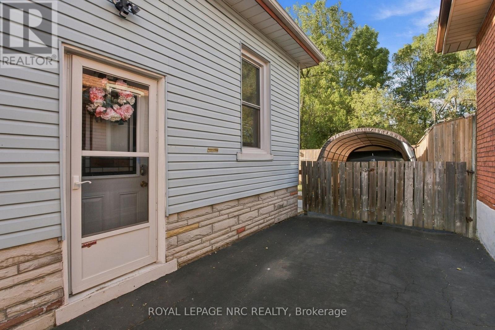 4455 Park Street E, Niagara Falls, Ontario  L2E 2P4 - Photo 19 - X13879664