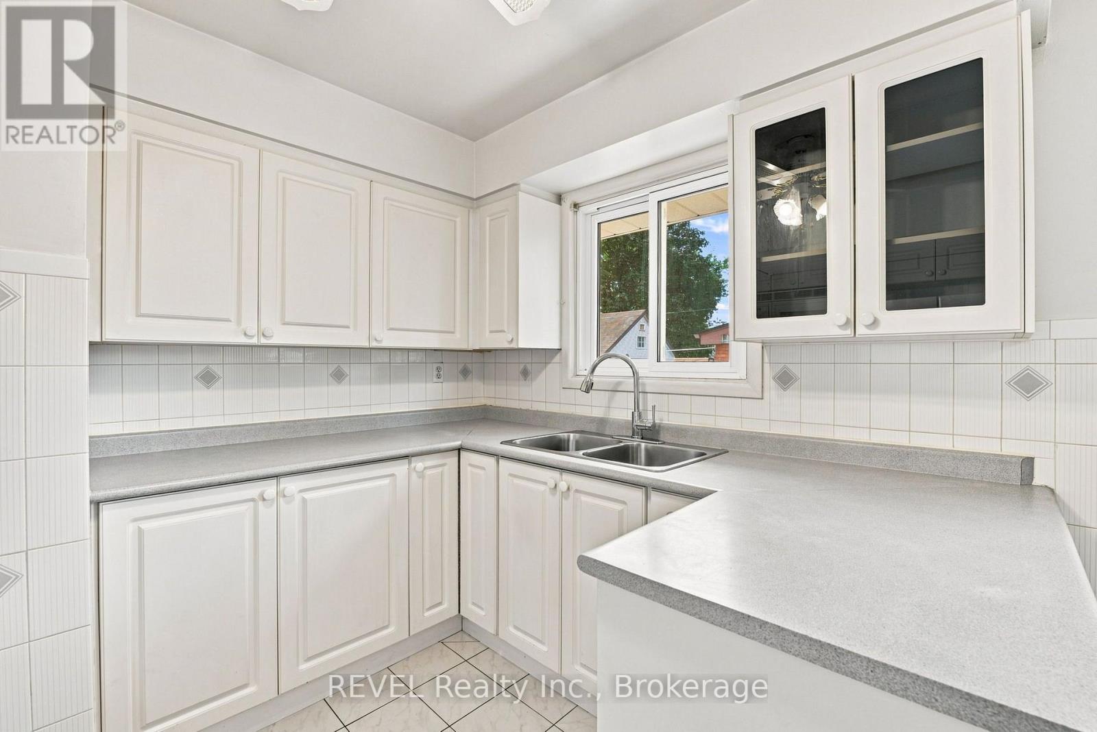 330 Waverly Street, Hamilton, Ontario  L8H 6P9 - Photo 16 - X13880536