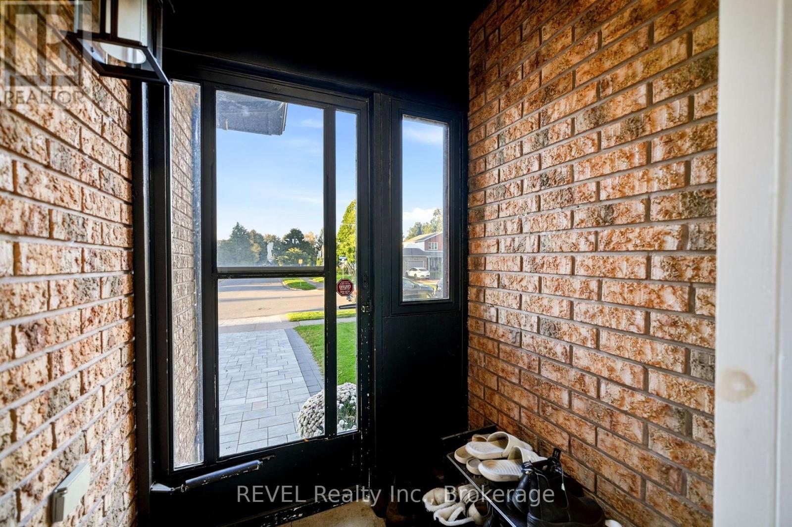 3370 Cardinal Drive, Niagara Falls, Ontario  L2H 3A6 - Photo 6 - X13881180