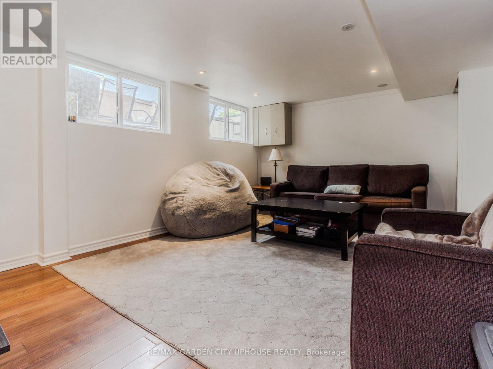 2 Treeview Place, St. Catharines, Ontario  L2T 1T6 - Photo 11 - X13882492