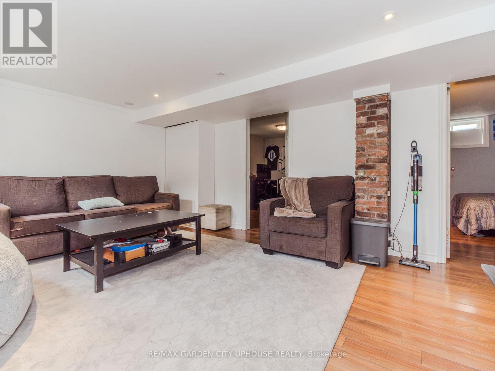 2 Treeview Place, St. Catharines, Ontario  L2T 1T6 - Photo 12 - X13882492