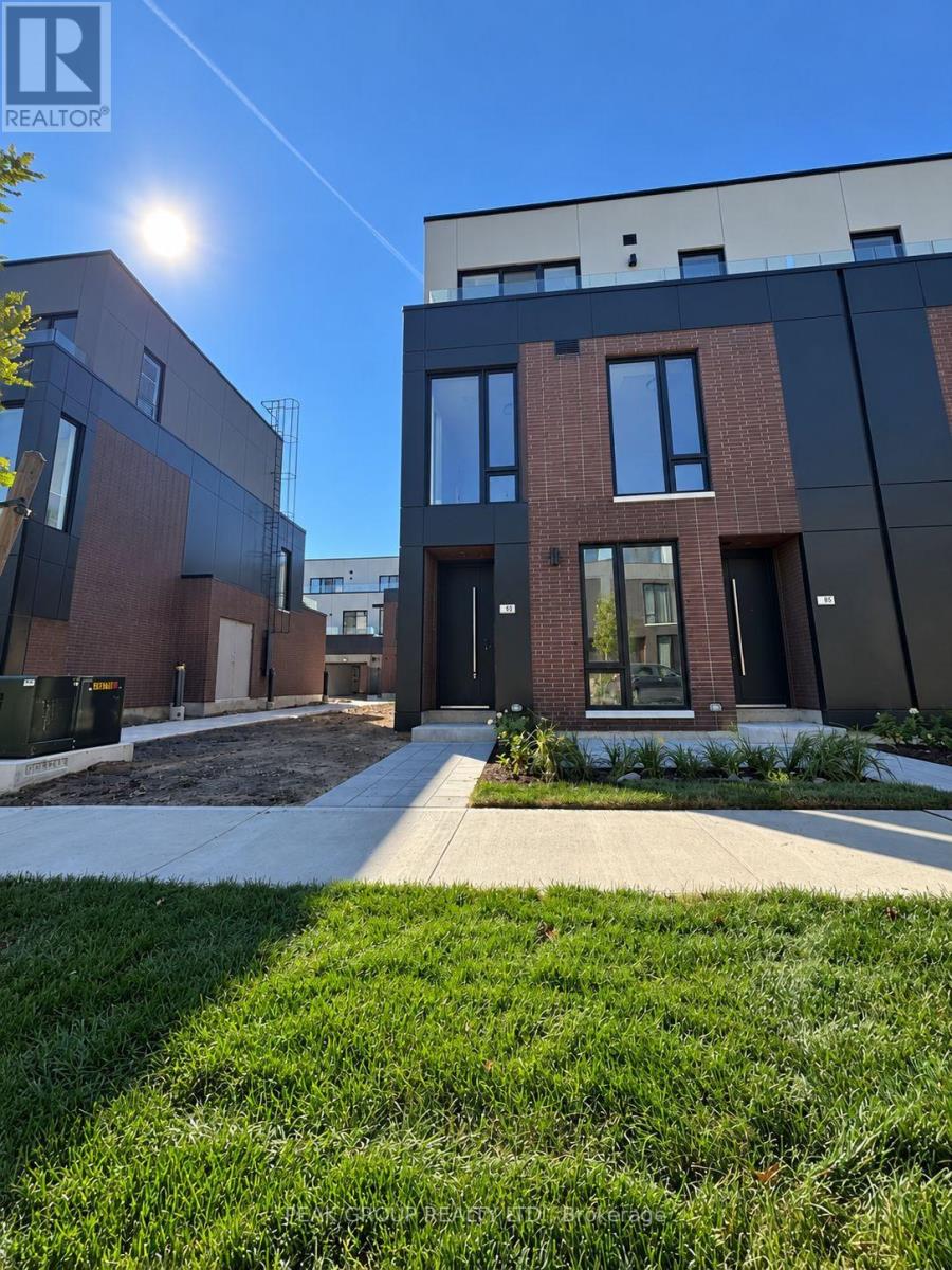83 Everett Common, St. Catharines, Ontario  L2P 0H1 - Photo 4 - X13882600