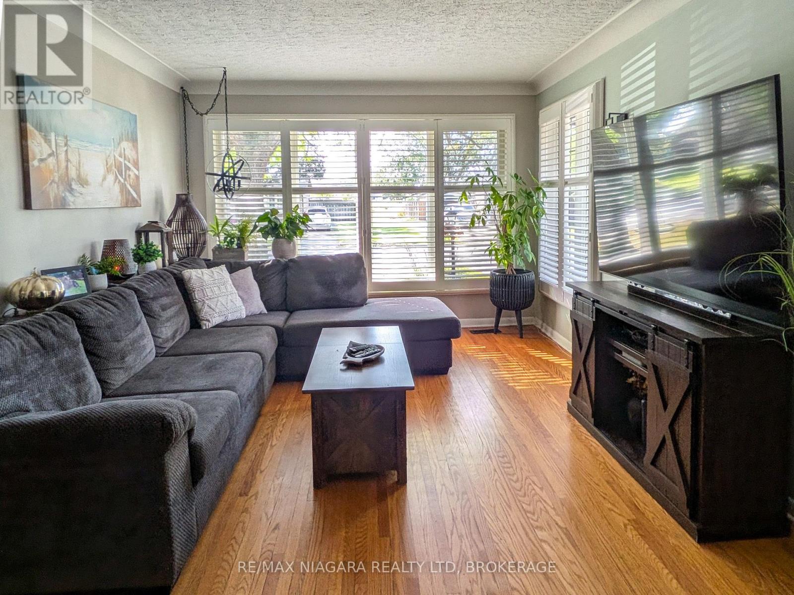 8610 Furlong Avenue, Niagara Falls, Ontario  L2G 6X1 - Photo 4 - X13882992