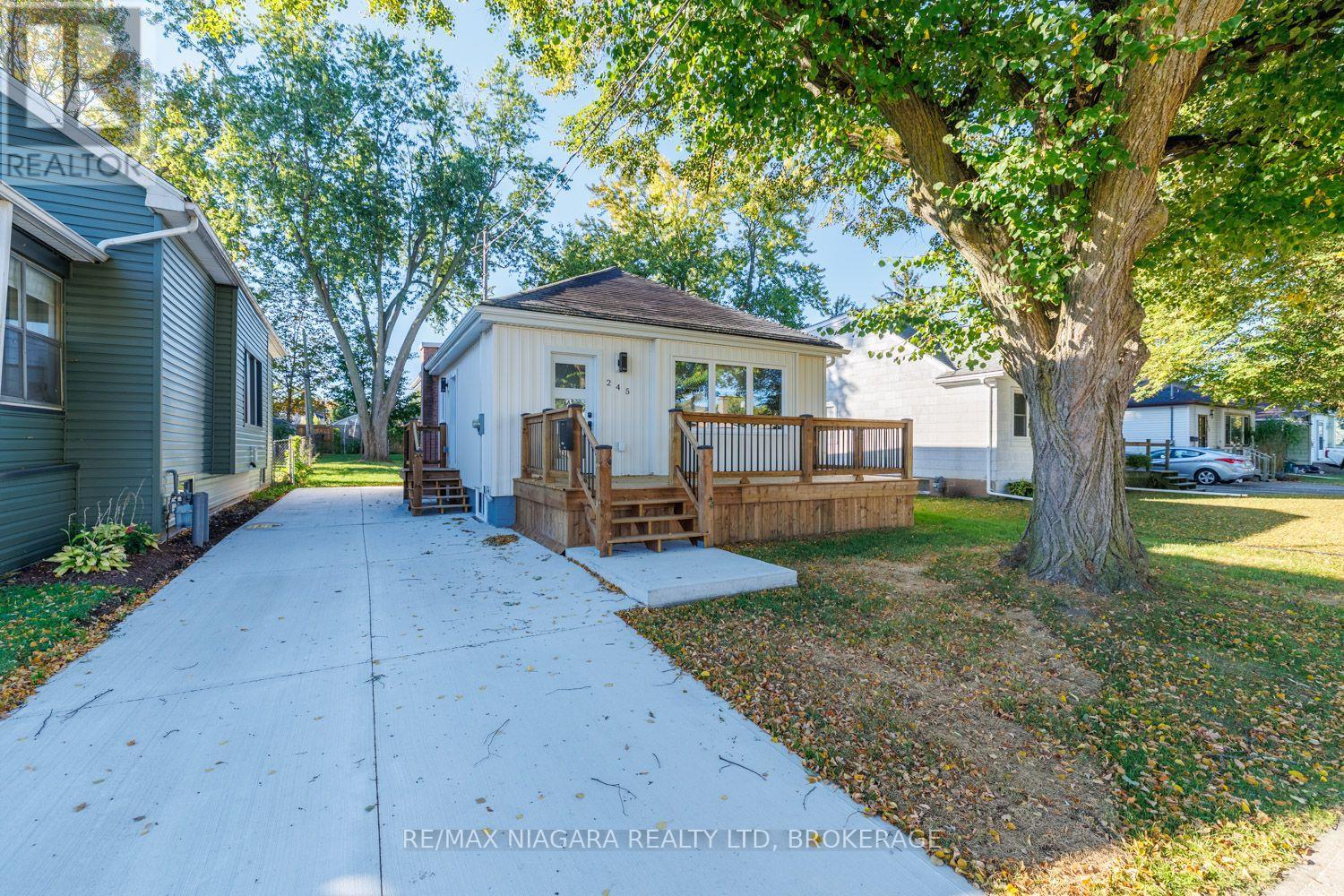 245 Bowen Road, Fort Erie, Ontario  L2A 2Y6 - Photo 2 - X13883396