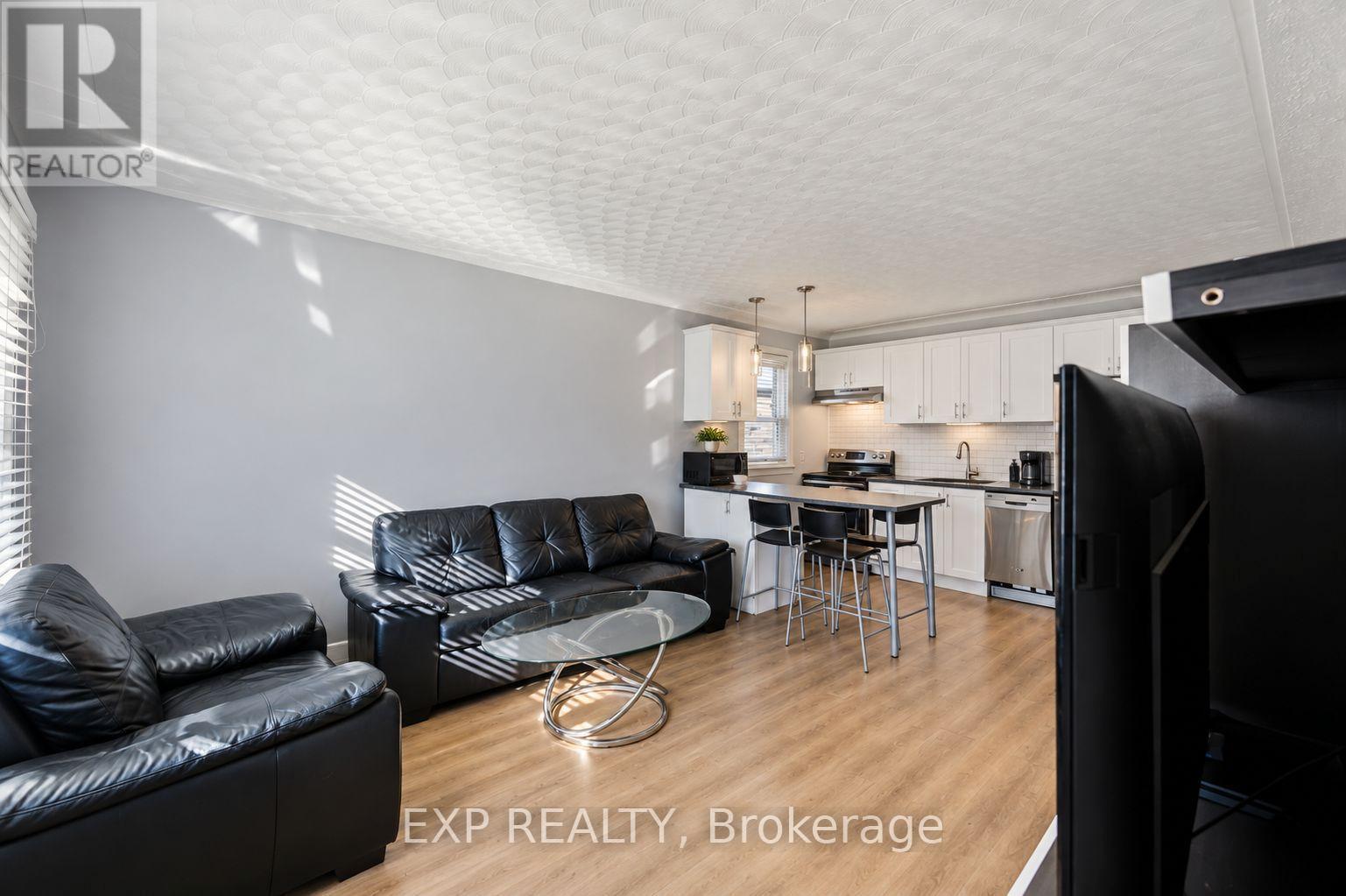 27 Hollywood Street S, Hamilton, Ontario  L8S 3A9 - Photo 4 - X13883584