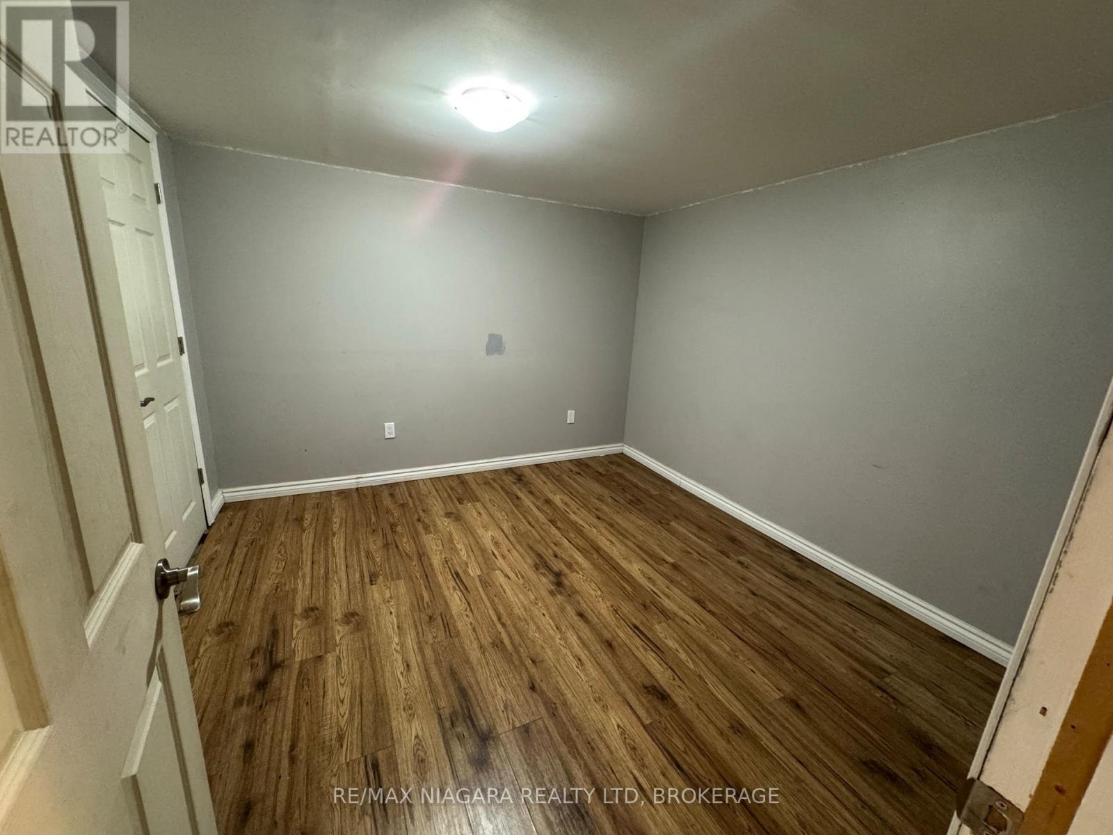 8 Lakehurst Drive, St. Catharines, Ontario  L2N 4C2 - Photo 15 - X13884086