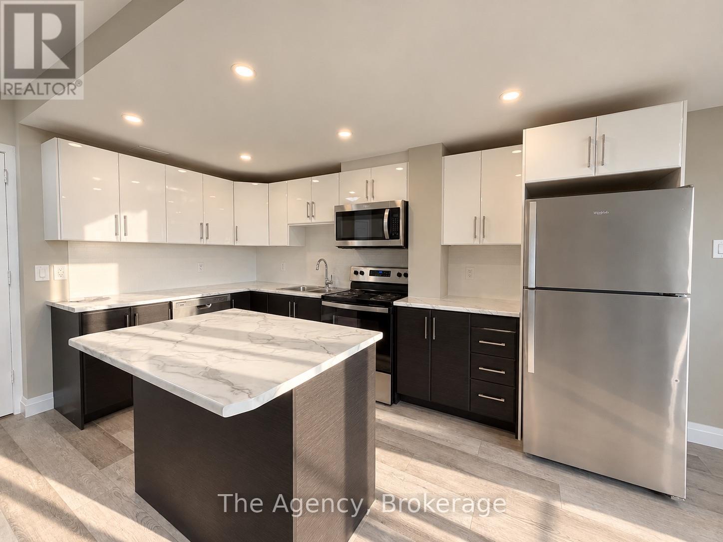 609 - 45 Paisley Boulevard W, Mississauga, Ontario  L5B 1E4 - Photo 6 - W13884152