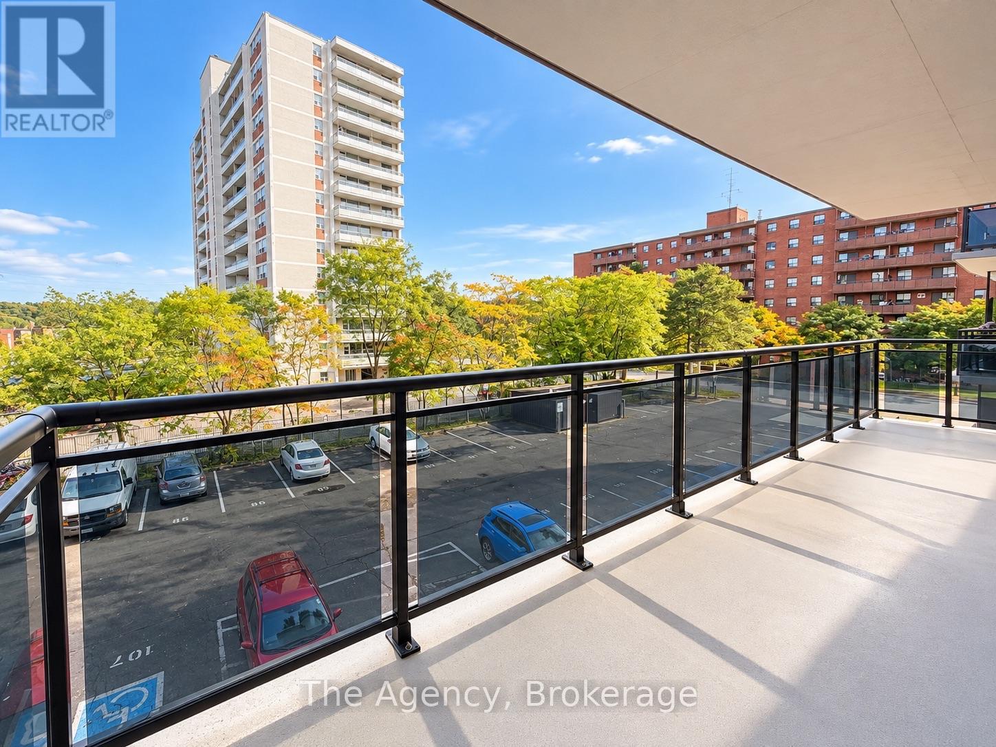 504 - 45 Paisley Boulevard W, Mississauga, Ontario  L5B 1E4 - Photo 12 - W13884160