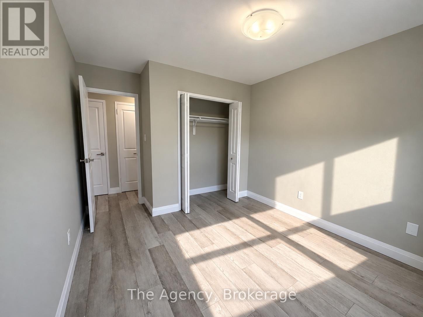 701 - 45 Paisley Boulevard W, Mississauga, Ontario  L5B 1E4 - Photo 11 - W13884162