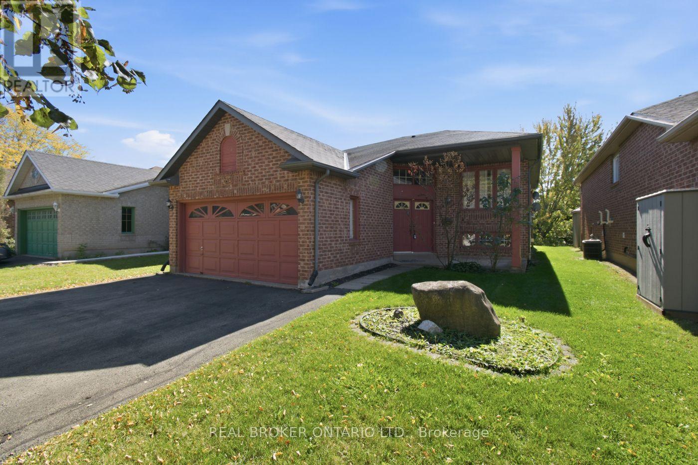 23 Madison Court W, Welland, Ontario  L3C 7G1 - Photo 2 - X13885022