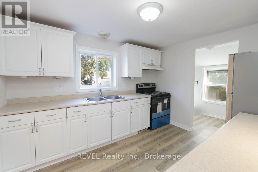 389 GLENDALE AVENUE, St. Catharines, Ontario