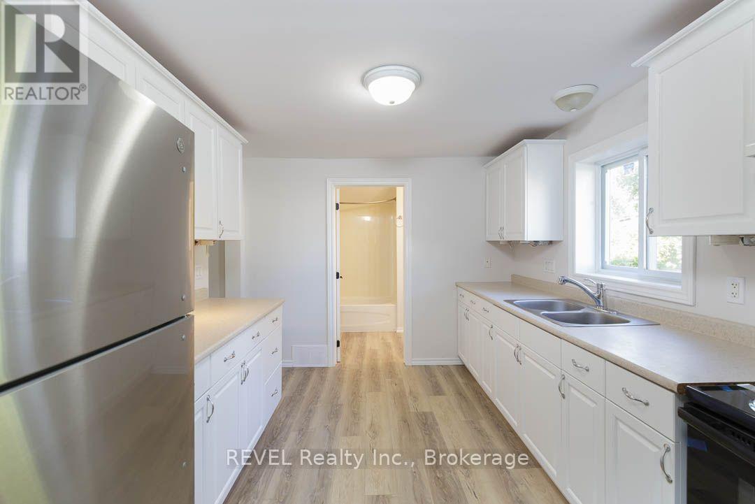 389 Glendale Avenue, St. Catharines, Ontario  L2T 1C3 - Photo 14 - X13885178