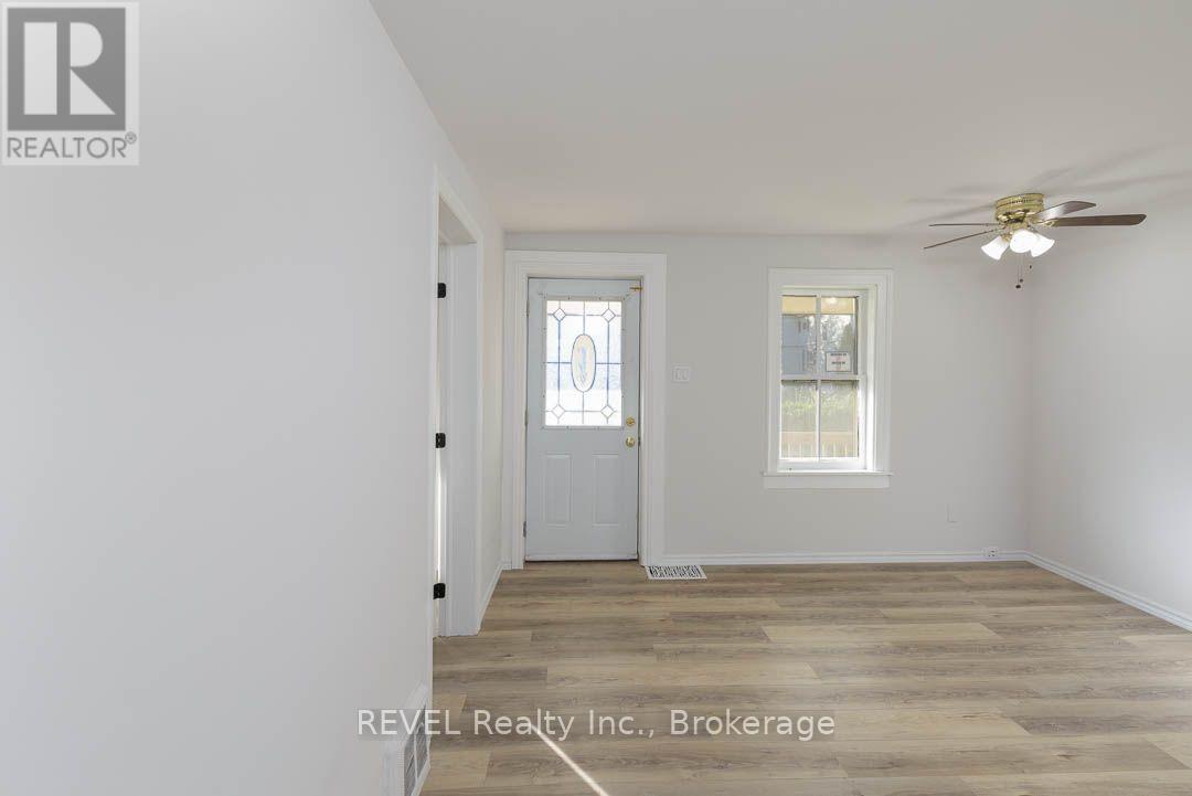 389 Glendale Avenue, St. Catharines, Ontario  L2T 1C3 - Photo 2 - X13885178