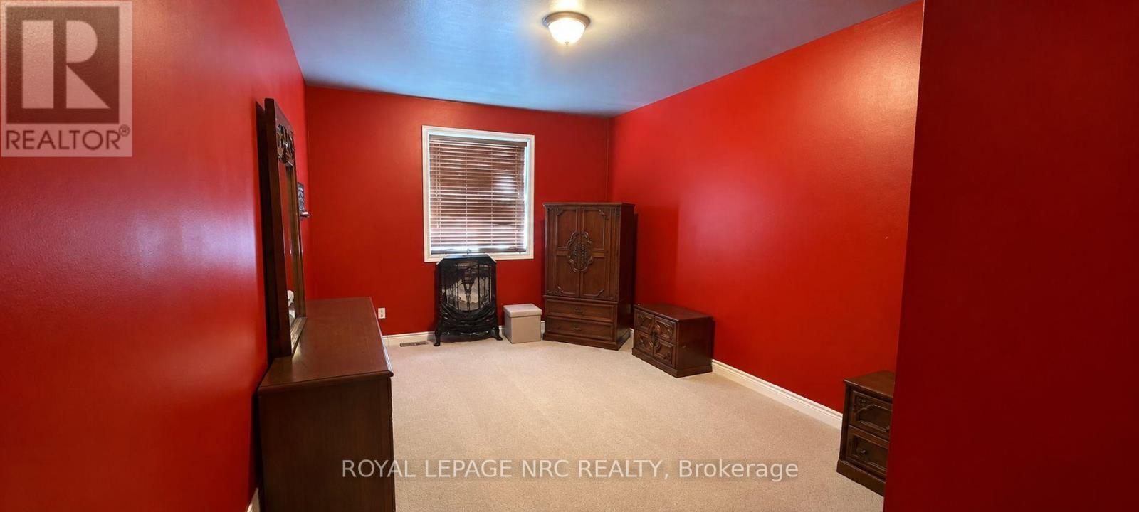 139 Moffat Street, St. Catharines, Ontario  L2P 2L7 - Photo 5 - X13885306