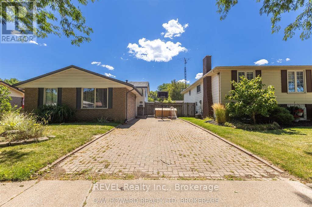 7116 Harriman Street, Niagara Falls, Ontario  L2J 3S2 - Photo 3 - X13885442