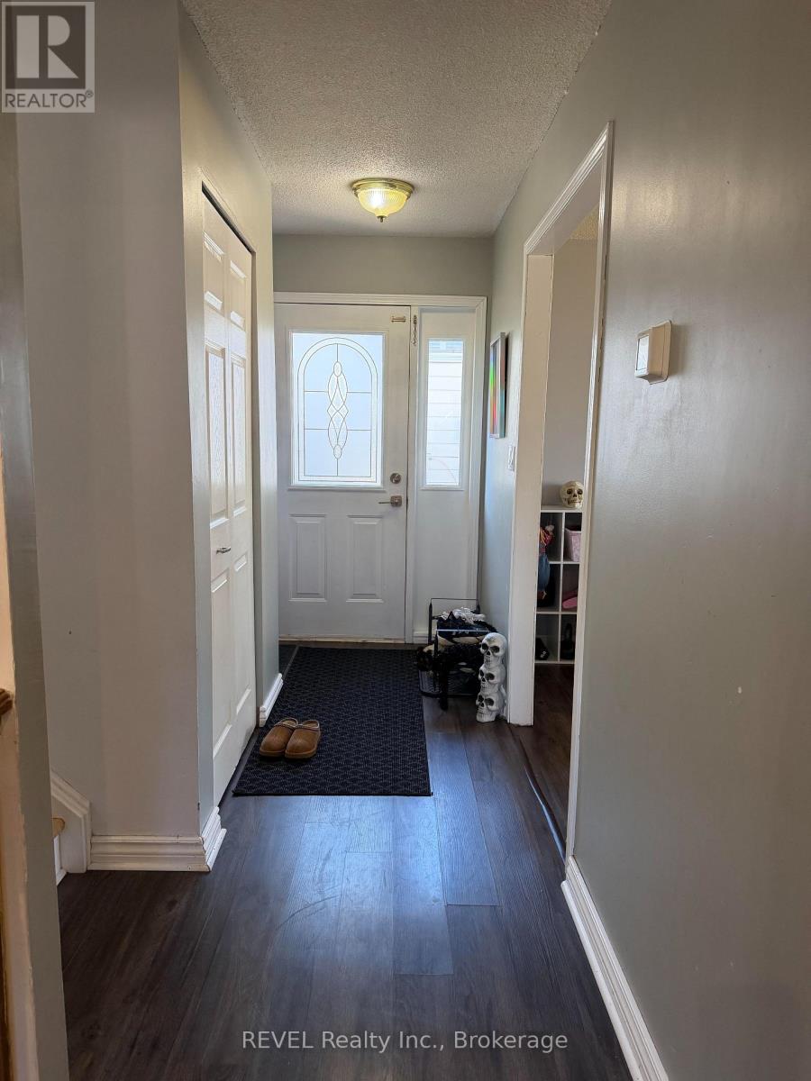7116 Harriman Street, Niagara Falls, Ontario  L2J 3S2 - Photo 5 - X13885442