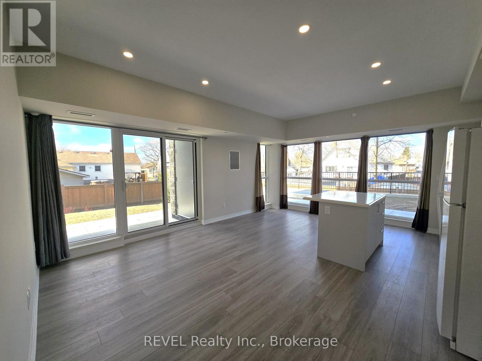 140 - 50 HERRICK AVENUE, St. Catharines, Ontario