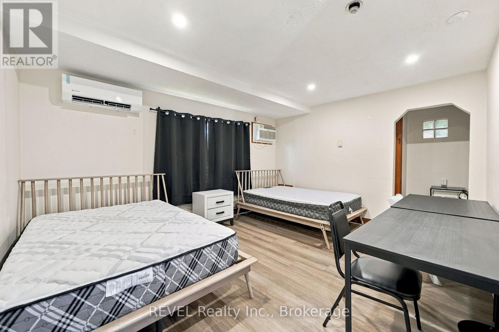 215 Garrison Road, Fort Erie, Ontario  L2A 1M6 - Photo 17 - X13885644