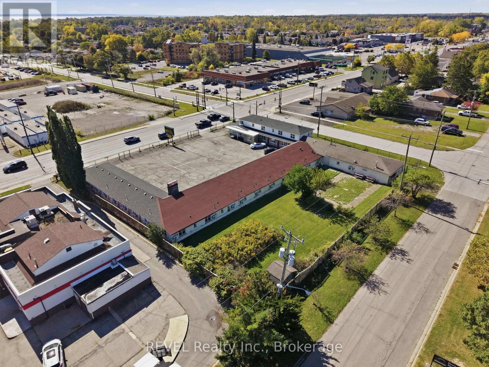 215 Garrison Road, Fort Erie, Ontario  L2A 1M6 - Photo 7 - X13885644
