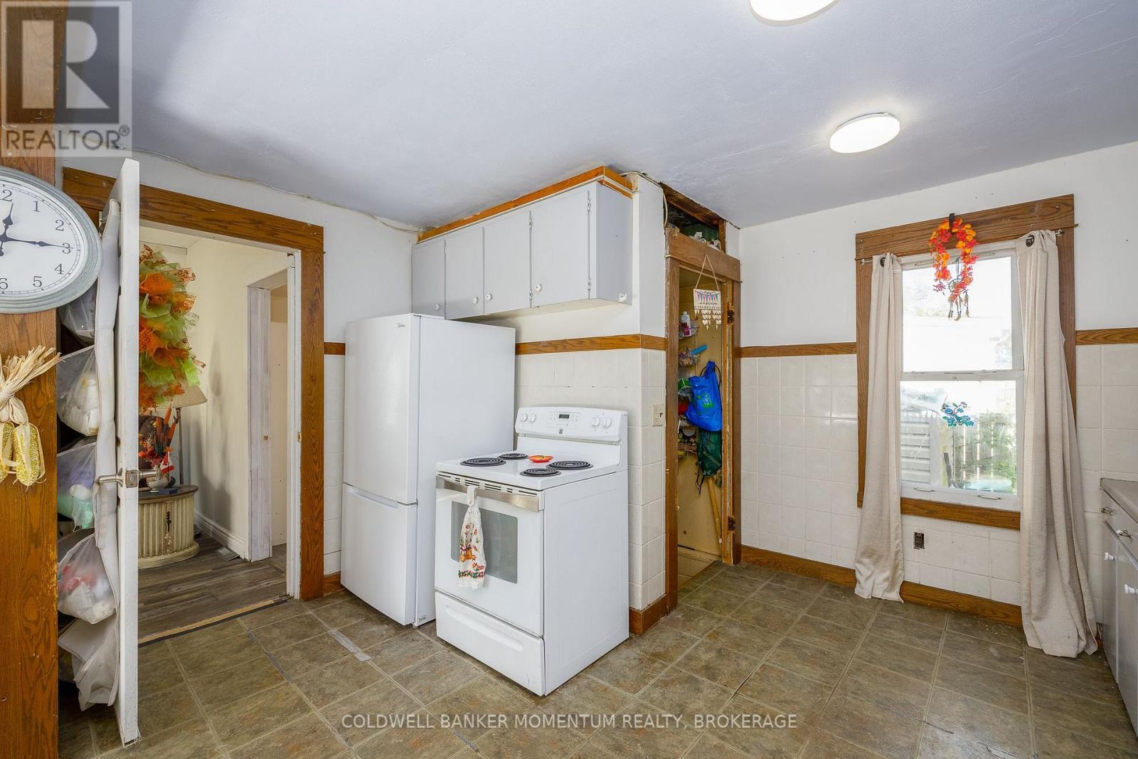 5542 Highland Avenue, Niagara Falls, Ontario  L2G 4W7 - Photo 16 - X13886128