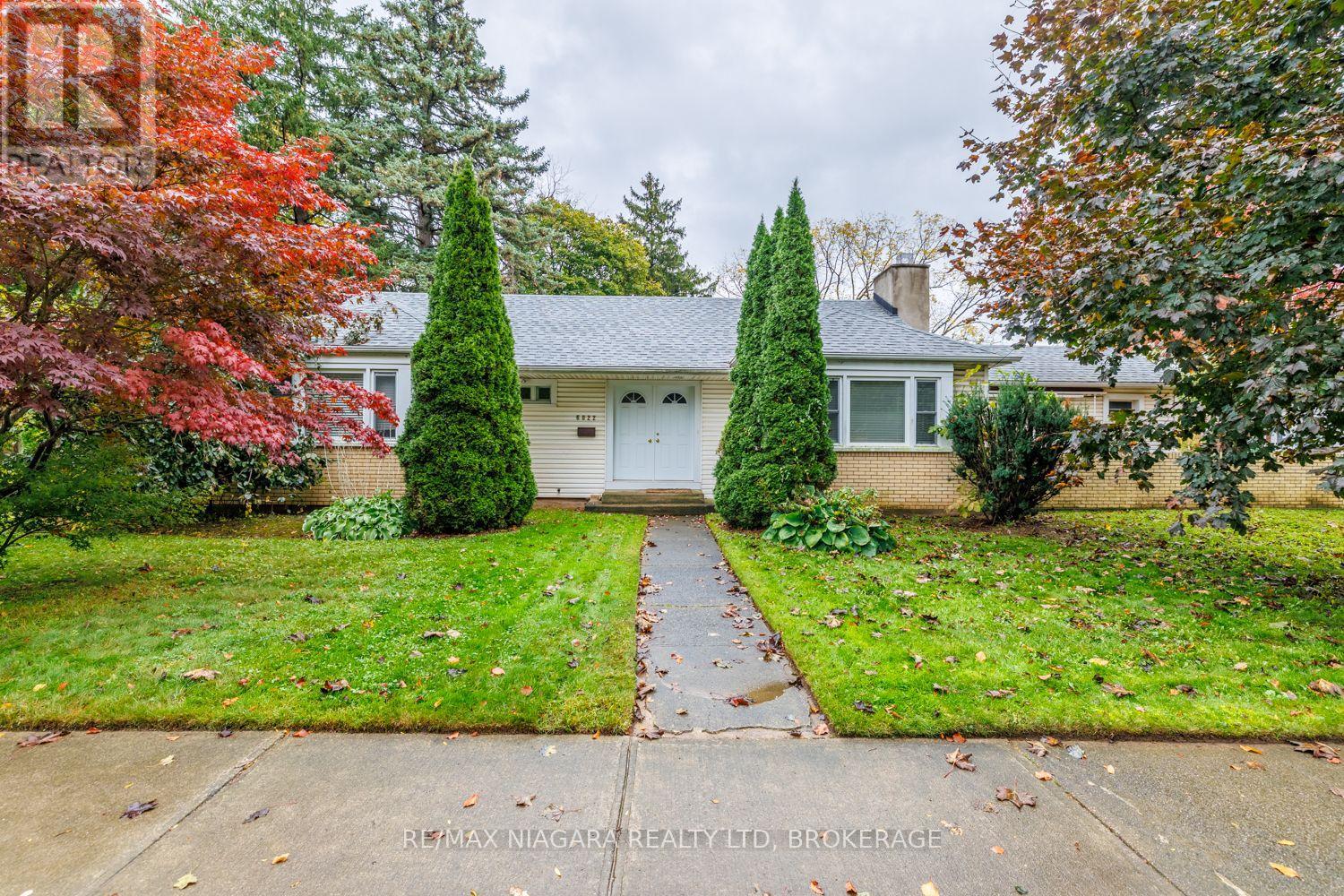6022 Brookfield Avenue, Niagara Falls, Ontario  L2G 5R5 - Photo 2 - X13916314