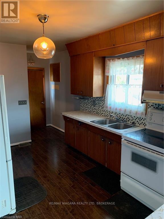 Upper - 256 East Main Street, Welland, Ontario  L3B 3W9 - Photo 5 - X13921348