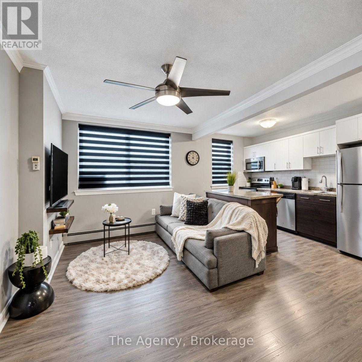 8 - 4538 HURON STREET, Niagara Falls, Ontario