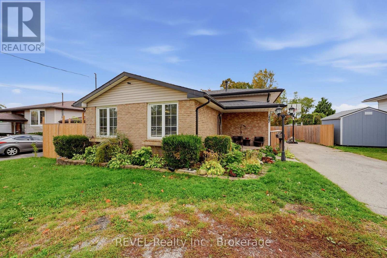 1407 GARRISON ROAD, Fort Erie, Ontario