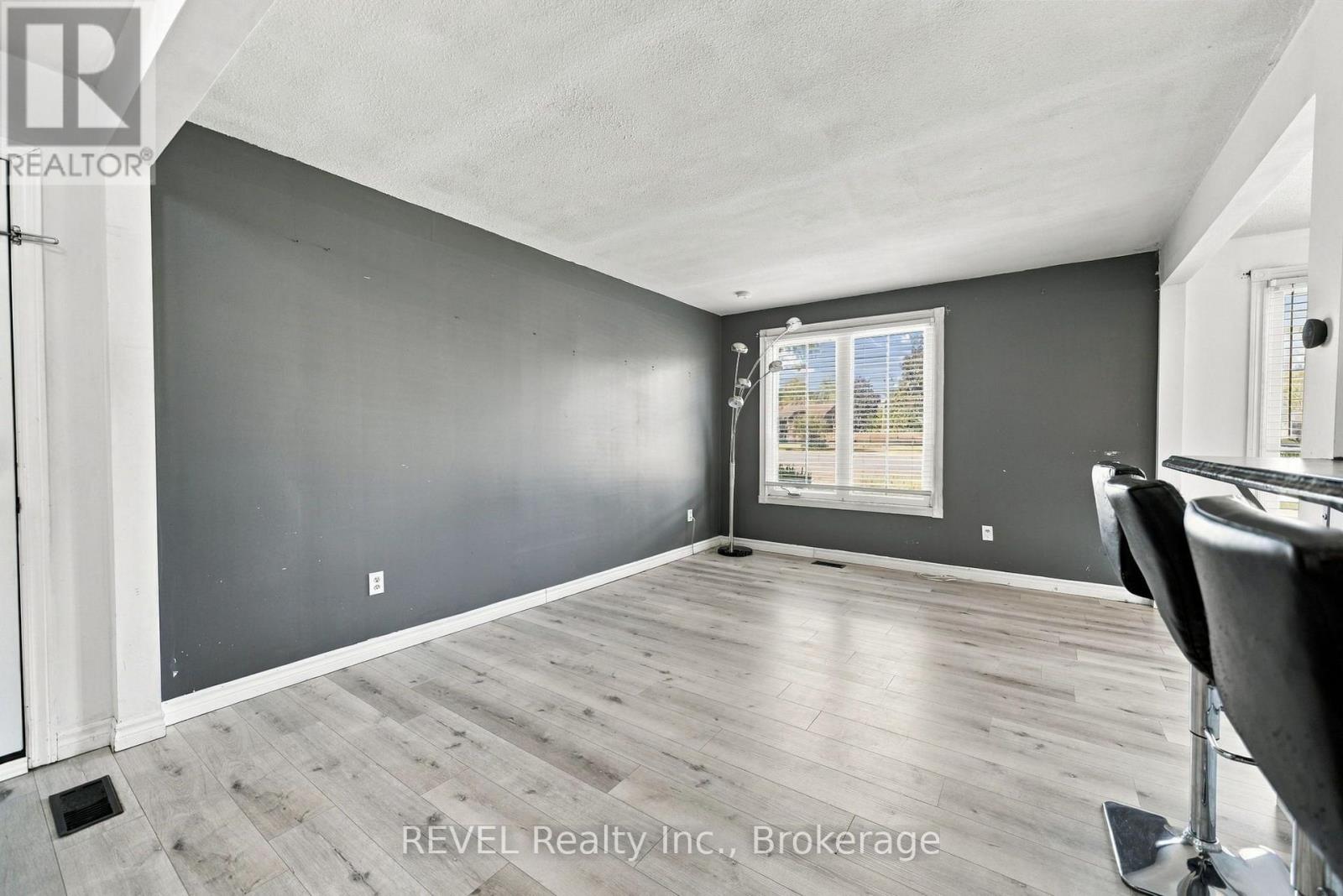 1407 Garrison Road, Fort Erie, Ontario  L2A 1P4 - Photo 10 - X13995246