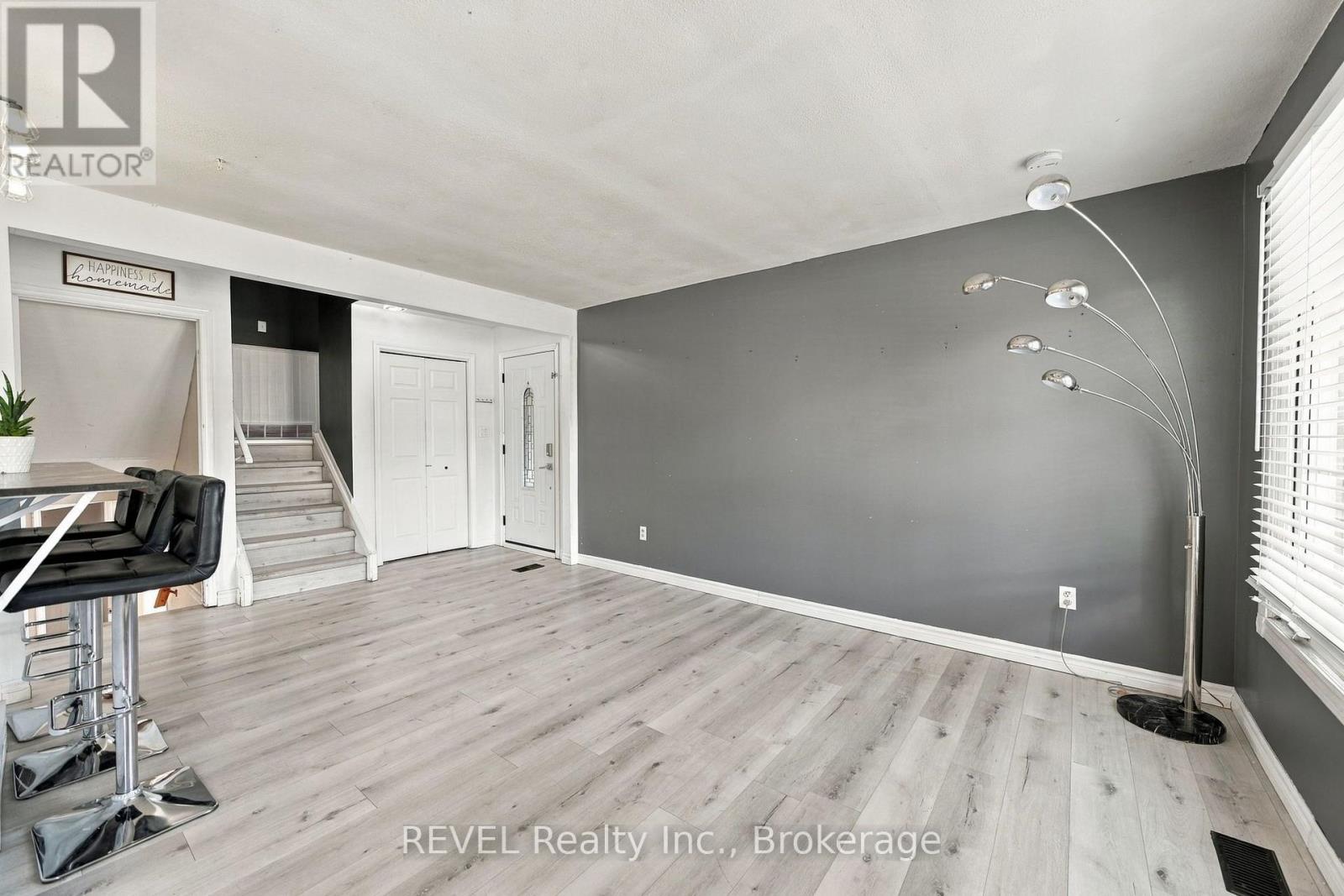 1407 Garrison Road, Fort Erie, Ontario  L2A 1P4 - Photo 12 - X13995246