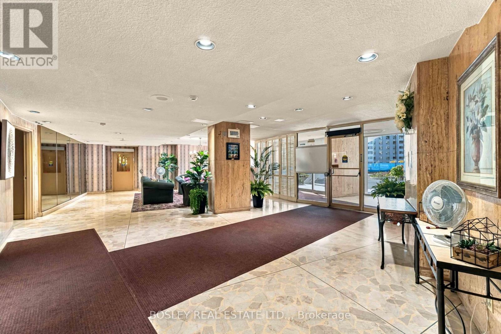 701 - 15 Towering Heights Boulevard, St. Catharines, Ontario  L2T 3G7 - Photo 4 - X13998324