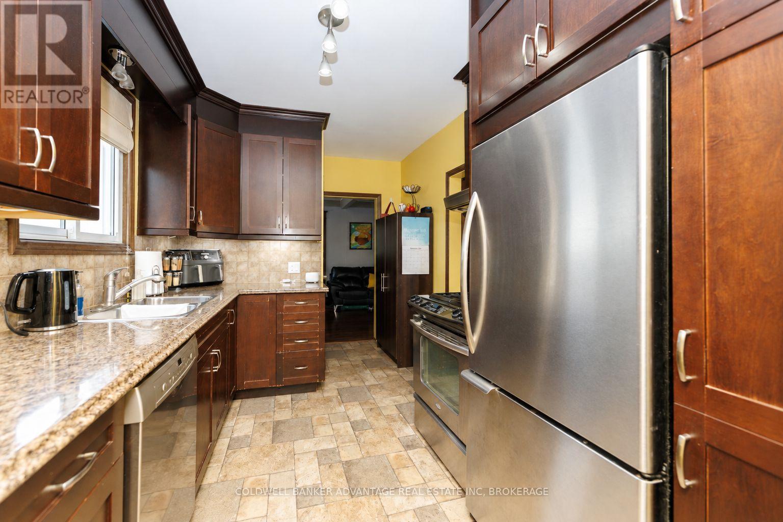315 Aqueduct Street, Welland, Ontario  L3C 1C9 - Photo 11 - X14003900