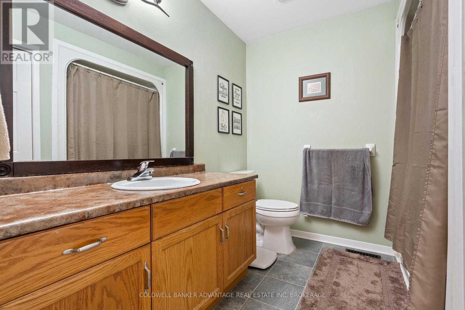 18 Joshua Court, Welland, Ontario  L3C 7E3 - Photo 16 - X14004078