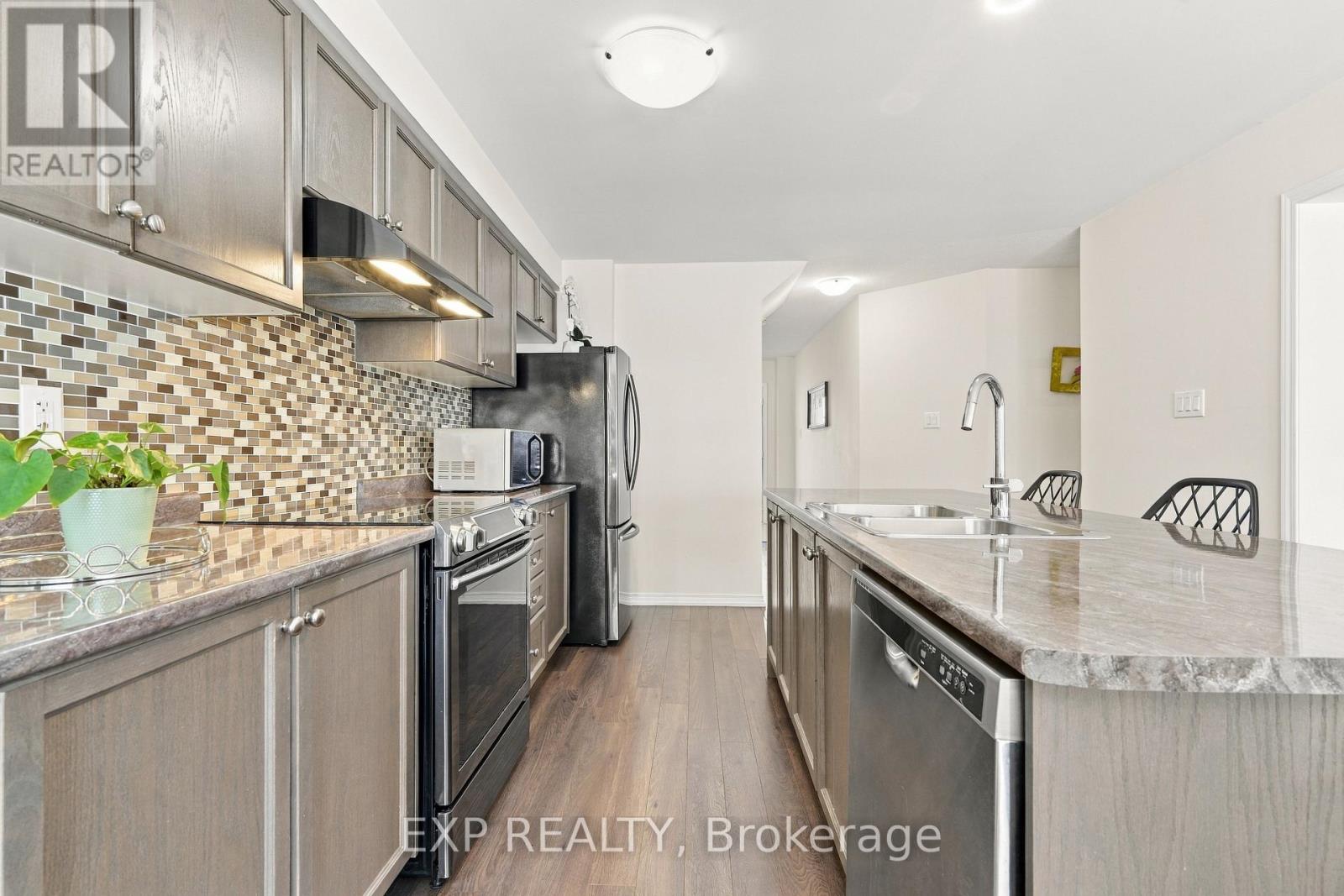 7720 Shadbush Lane, Niagara Falls, Ontario  L2H 3R3 - Photo 9 - X14004232