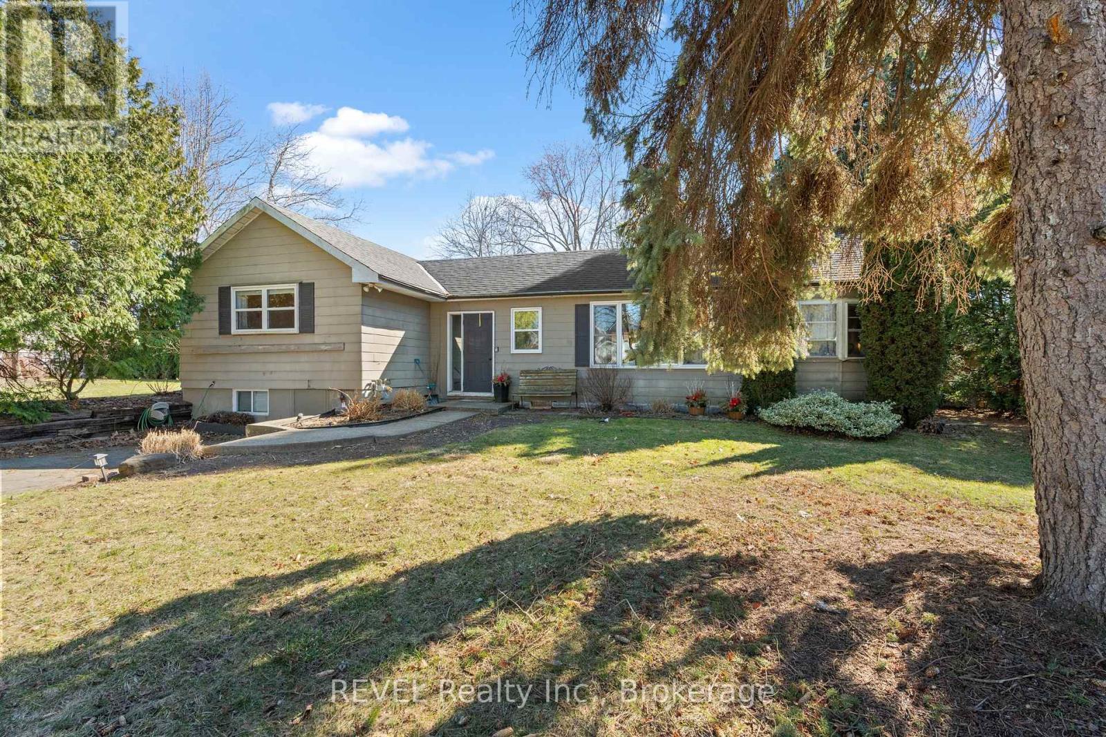 639 Penner Street, Niagara-On-The-Lake, Ontario  L0S 1T0 - Photo 26 - X14005826