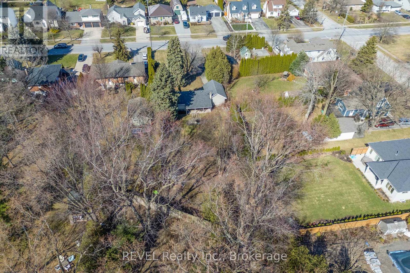639 Penner Street, Niagara-On-The-Lake, Ontario  L0S 1T0 - Photo 39 - X14005826
