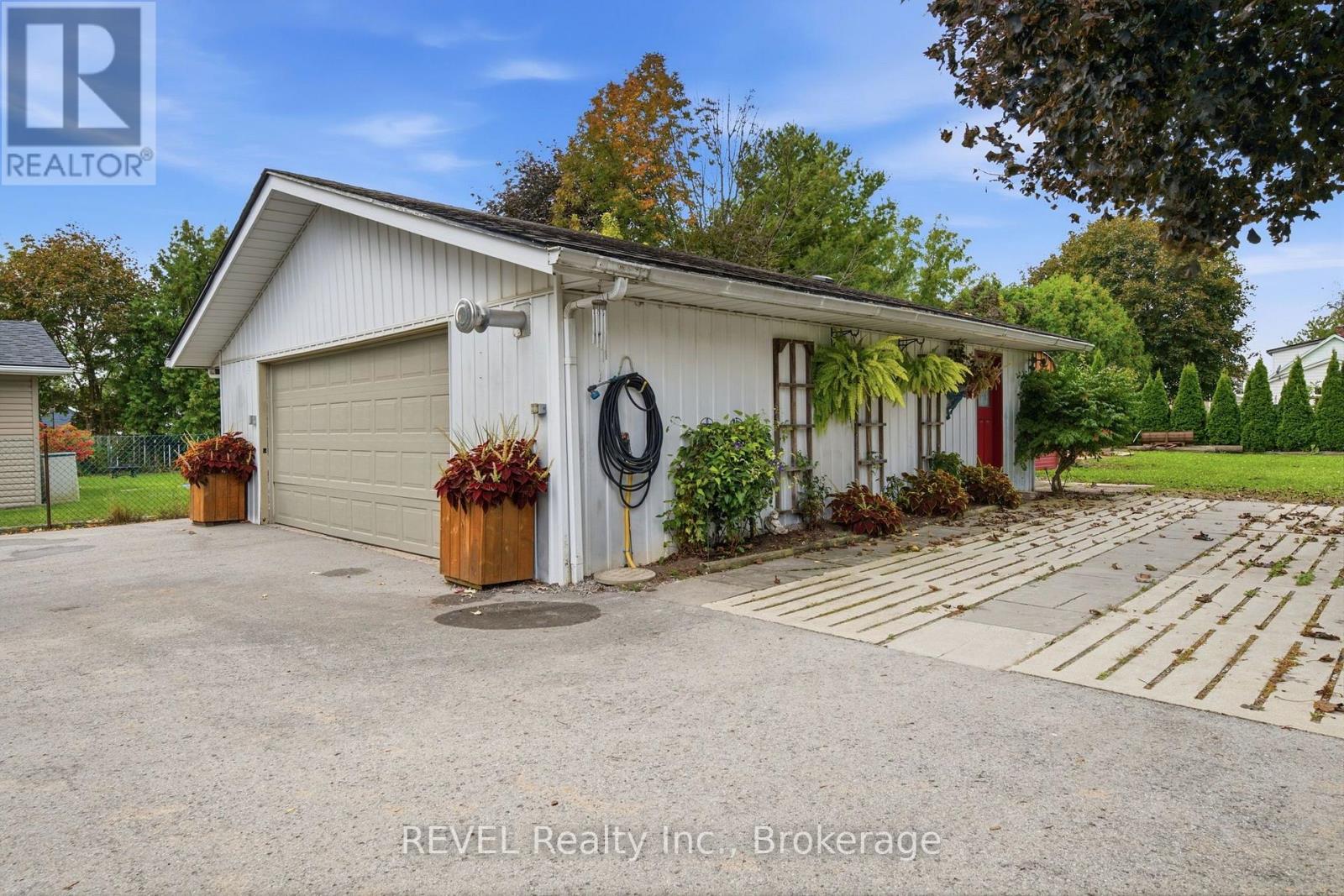 61 Queen Street N, Thorold, Ontario  L2V 2R2 - Photo 34 - X14015352