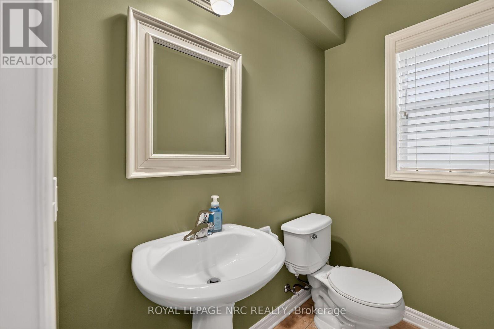 255 Empress Avenue, Welland, Ontario  L3B 0A5 - Photo 15 - X14017434