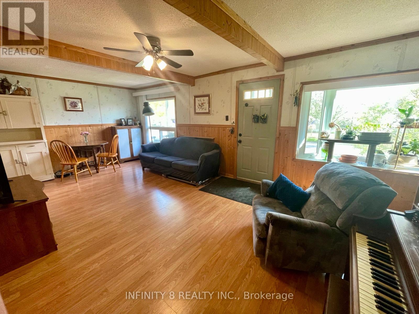 326 Corvette Street, Welland, Ontario  L3B 4S6 - Photo 5 - X14022266