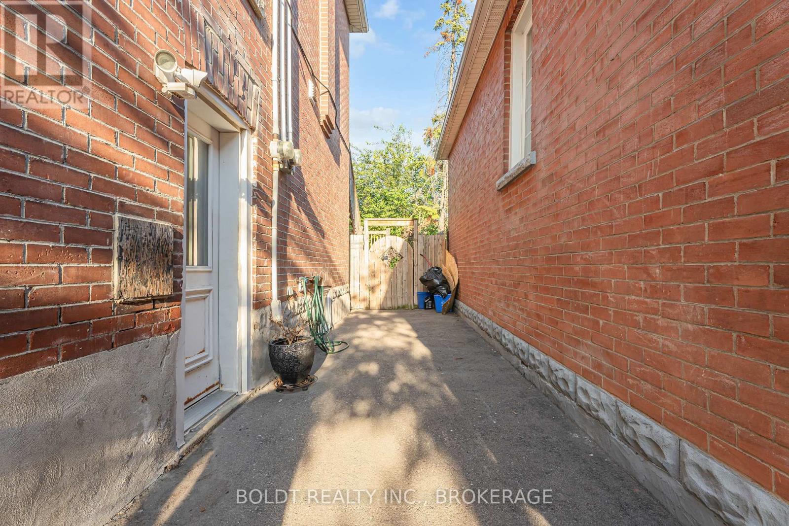 209 Rosslyn Avenue S, Hamilton, Ontario  L8M 3J6 - Photo 31 - X14023598