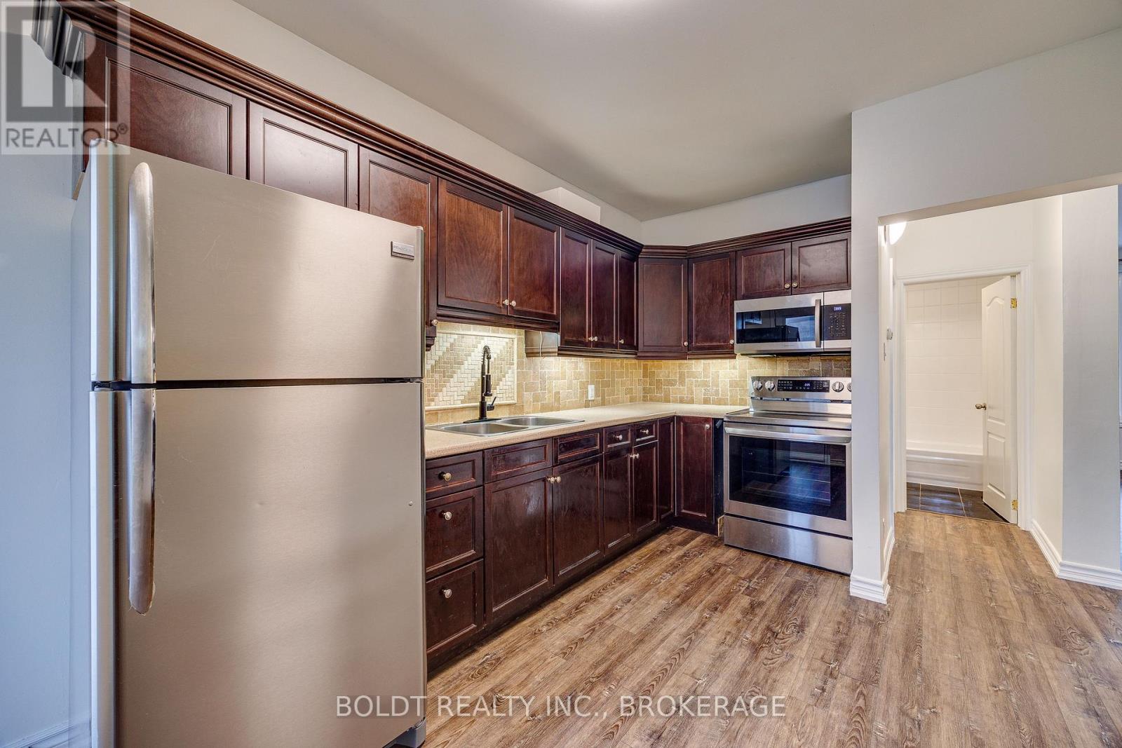 209 Rosslyn Avenue S, Hamilton, Ontario  L8M 3J6 - Photo 6 - X14023598